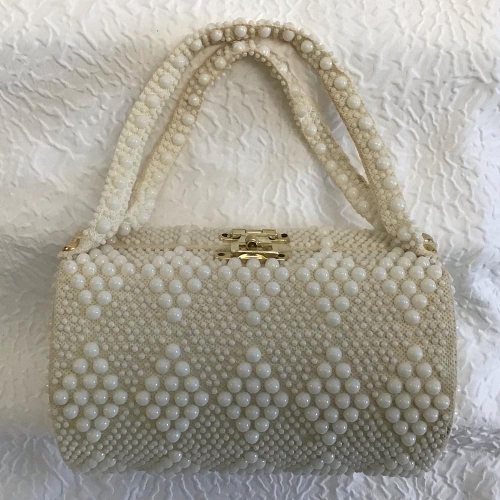 Vintage 1960’s Beaded Barrel Handbag - Picture 2 of 14